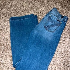 7 FOR ALL MANKIND WOMENS JEANS!!